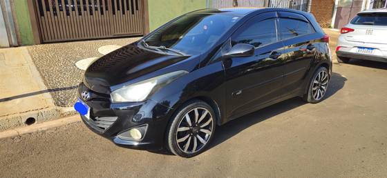 HYUNDAI HB20 1.6 COMFORT PLUS 16V FLEX 4P MANUAL HYUNDAI HB20 1.6 COMFORT PLUS 16V FLEX 4P MANUAL